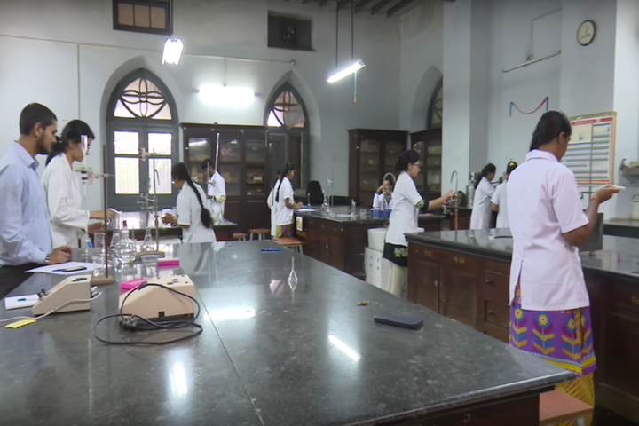 Bangalore University, Bangalore Chemistry Lab of Bangalore University Bangalore
